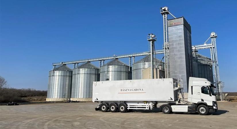 Öt banknak is tartozik Kósa Lajos rokonának agrárcége, amelynek a vagyonából a kormány kártalanítaná a gazdákat