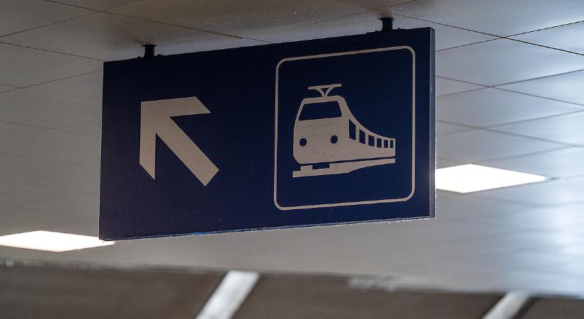 Jól elkésik ma, aki a győri vonalon utazna