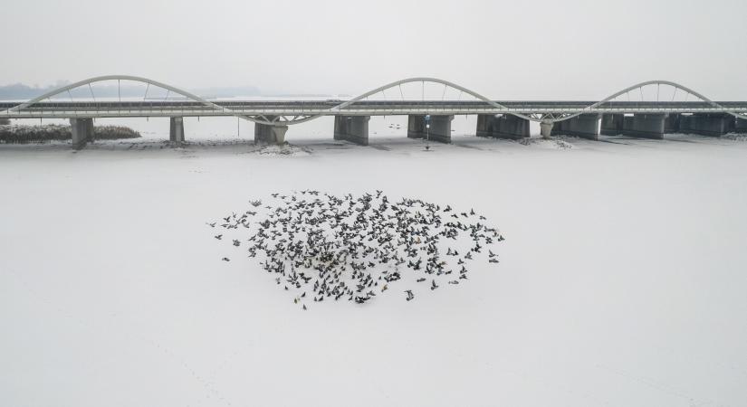 Hidegpárna rejti el a napot: mutatjuk, mikor ered el az eső