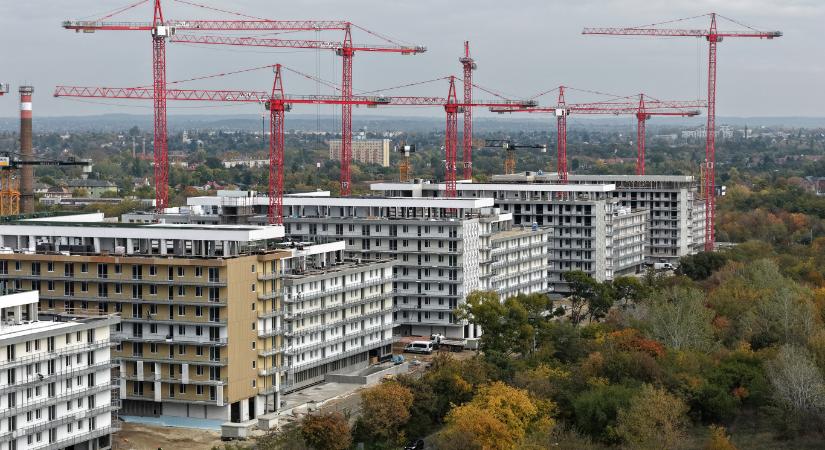 Cseberből vederbe, panelból gyufásdobozba