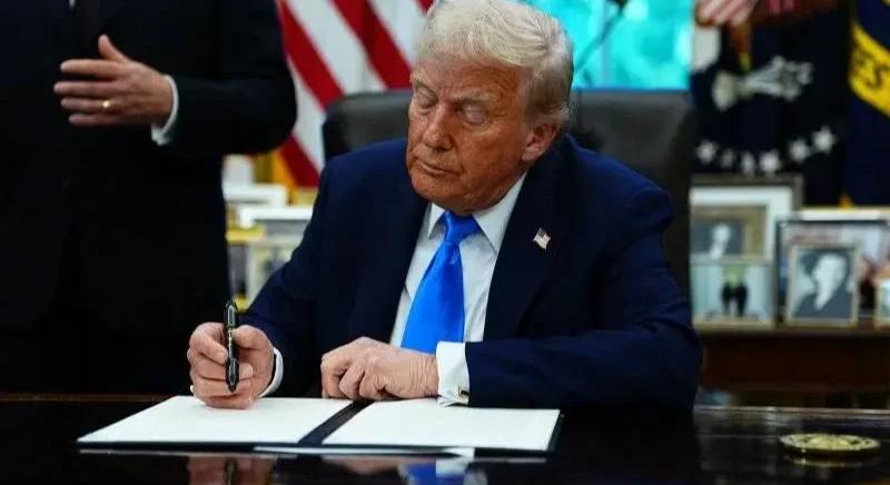 Trump 25 százalékos importvámot vezet be MI-chipekre – miért lépett most?