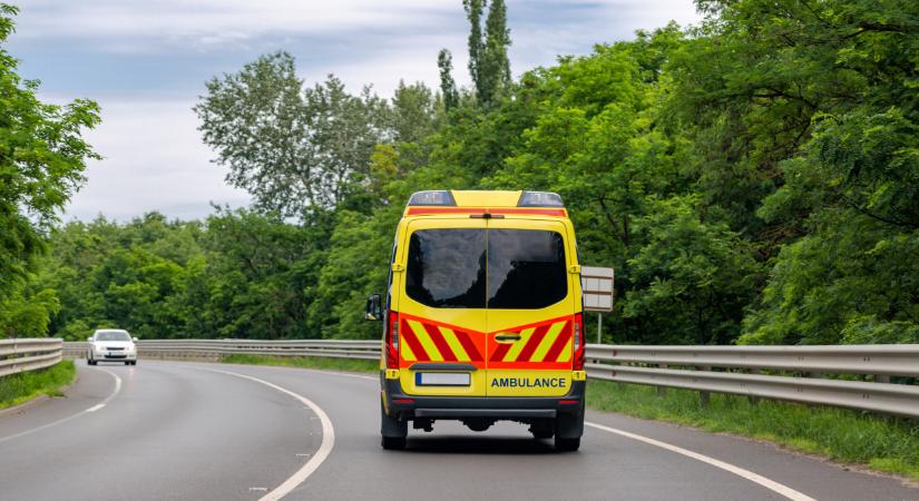 Ilyen nincs: halálos balesetet szenvedett a Samsung-gyár dolgozói járata, a melósokat továbbvitték a műszakba