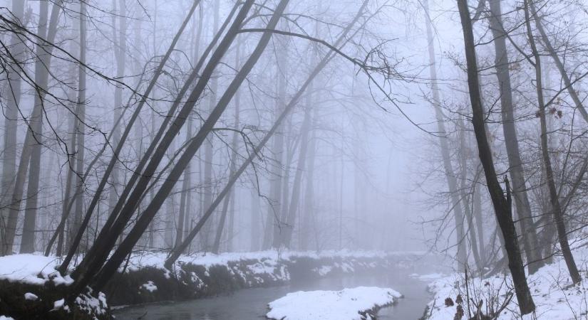 Borult, párás idő és csúszós utak: ez vár ránk csütörtökön