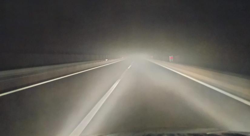 Csütörtöki reggeli közlekedés: látótávolság korlátozott a Sopron–Győr szakaszon