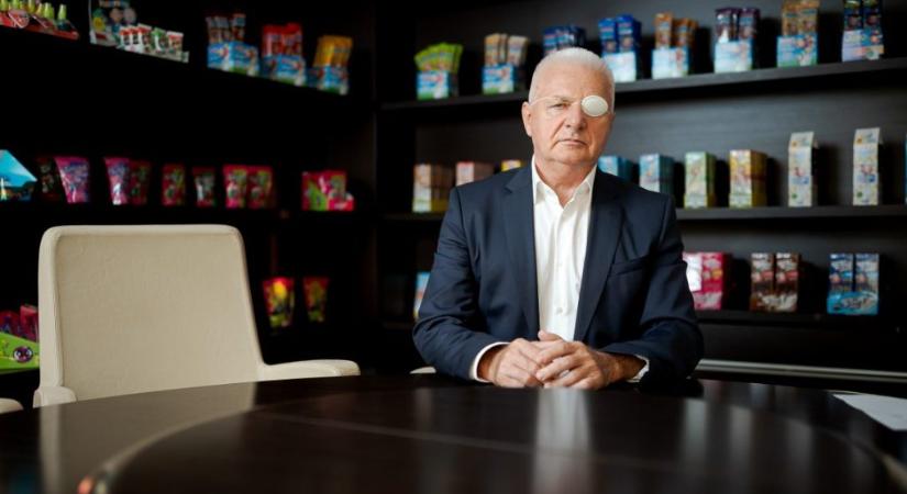 Debreceni milliárdos Sulyok Tamásnak: „szégyellje magát!”