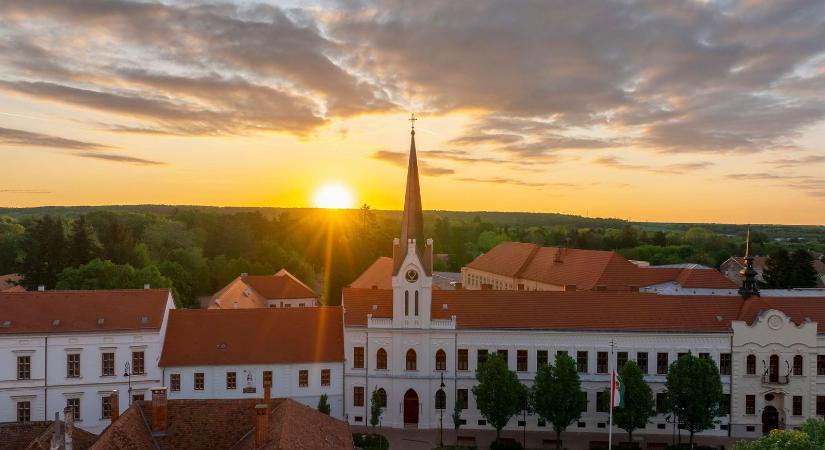 Újra megyék lesznek a vármegyékből, itt a rendkívüli terv, ekkor változhat meg minden azonnal?