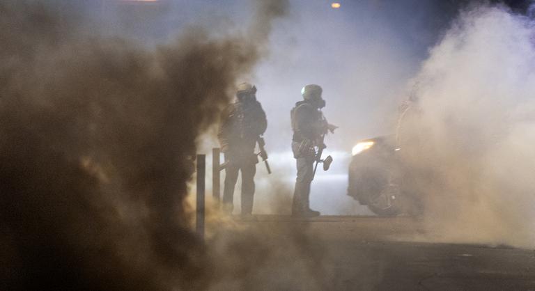 Újabb lövöldözés Minneapolisban, meglőttek egy rendőrökre támadó venezuelai bevándorlót