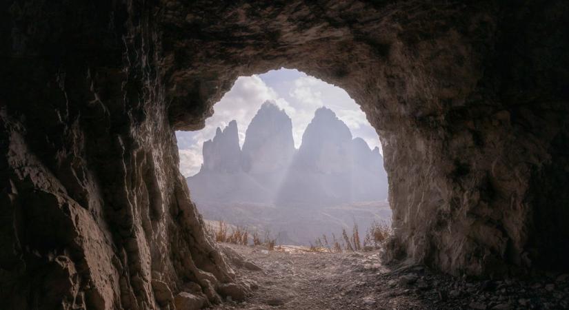Ez a férfi 50 éve egyedül él egy barlangban, saját vízellátással, és árammal
