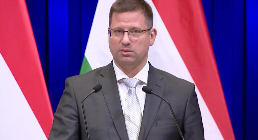 Gulyás Gergely szerint valótlan állítás, hogy az Orbán-kormány egykori humántárcájának tudomása lett volna Juhász Péter Pál szexuális visszaéléseiről