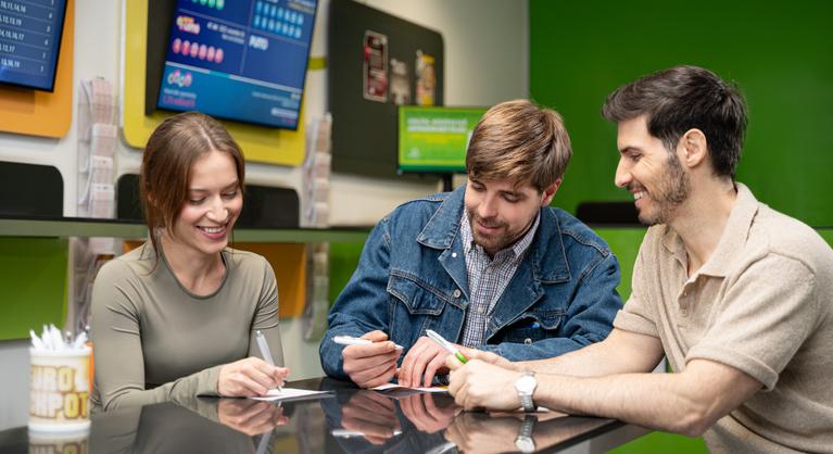 Szerencsés év van mögöttünk, minden korábbinál több milliomosa lett Magyarországnak