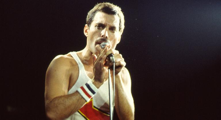 Meghalt Freddie Mercury eltitkolt lánya