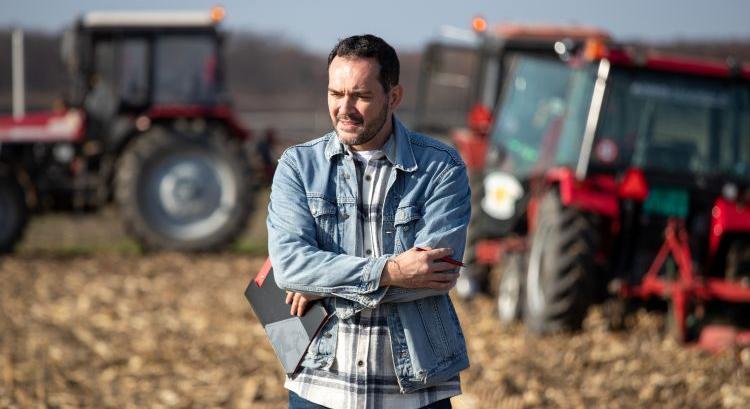 Négy év alatt megfeleződött az eladott traktorok száma