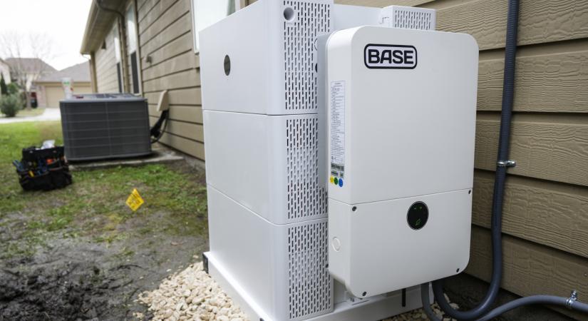 Kiderült a dátum: ekkor indulhat a roham a 2,5 milliós lakossági akkutámogatásért