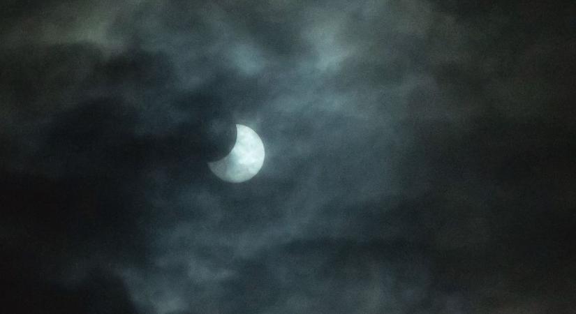 Égi események 2026-ban: Részleges nap- és holdfogyatkozás is lesz 2026-ban Magyarországon