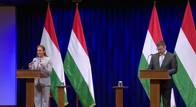 Kormányinfó: mégsem egyszerre fizetik ki a 13. nyugdíjat és a 14. havi nyugdíjat