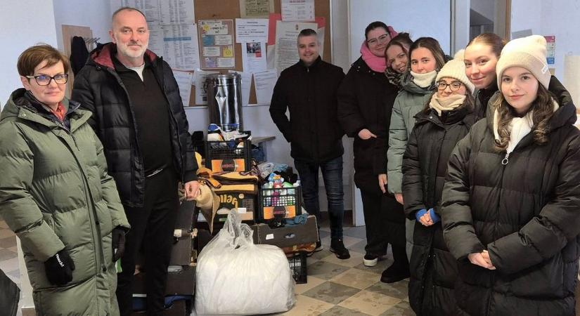 Hontalanoknak gyűjtöttek takarót a bugátosok