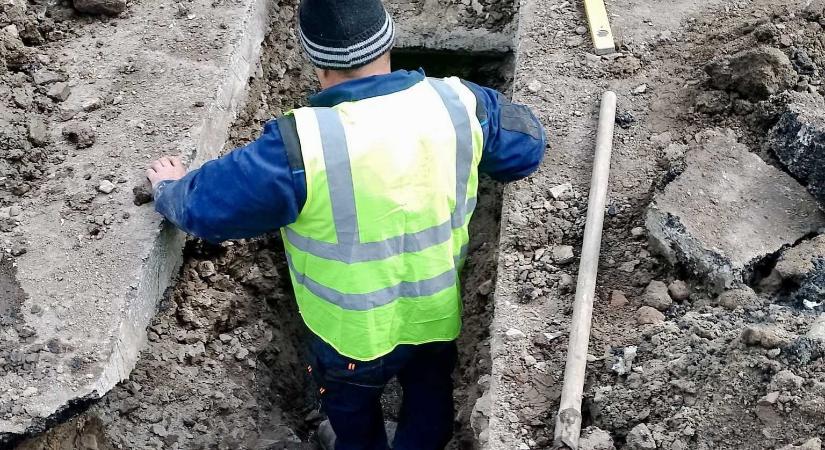 Bővítik a víz- és csatornahálózatot, utcákat korszerűsítenek Zilahon