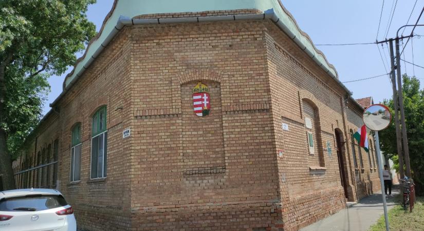 Megkezdődött a beiratkozás a Kalyi Jag iskolában a következő tanévre