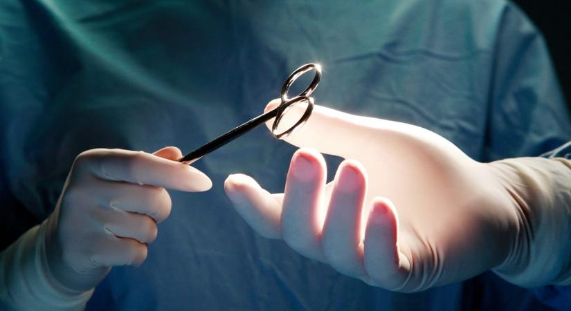 Lábán keresztül műtötték meg egy férfi szívét, megmentették az életét