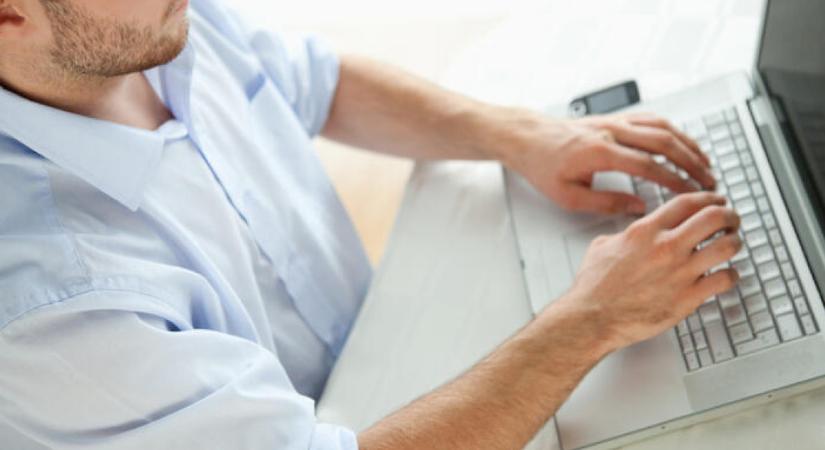 Örülhetnek az egyéni vállalkozók, újdonsággal rukkol elő a NAV