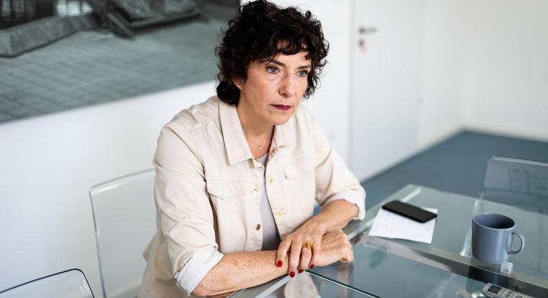 A Samsung gyár dolgozóinak balesete miatt Dobrev Klára találkozót kezdeményez Dél-Korea budapesti nagykövetével