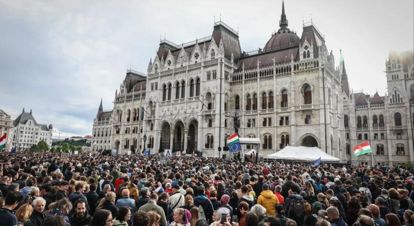 A fideszesek 36 százaléka is úgy gondolja, hogy a kormánypártok miatt mérgesedett el a viszony a civilekkel