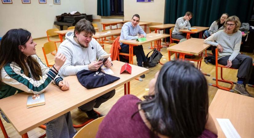 Középiskolai felvételi: íme a követelmények, pontszámok