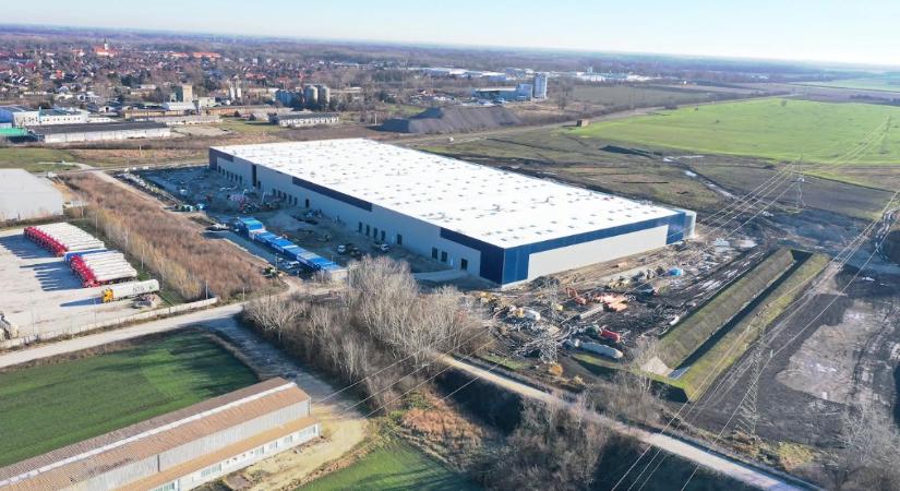 A Recorde és a Panattoni projektje 51.000 m2 bérlettel rendelkezik a Fiege bővülése után