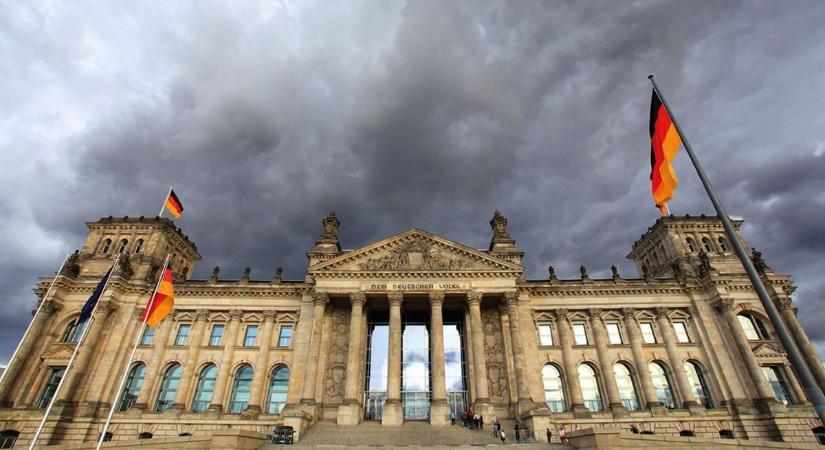 Elszabadult a pokol Németországban: ezt akarják Magyarországra importálni Magyar Péterék (VIDEÓ)