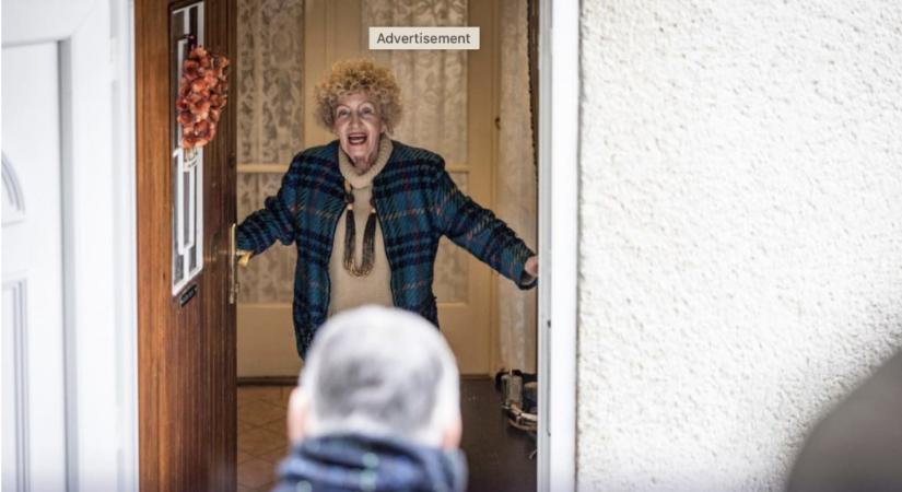 Hatalmas meglepetés: Orbán Viktor személyesen adta át az egymilliomodik gondosórát