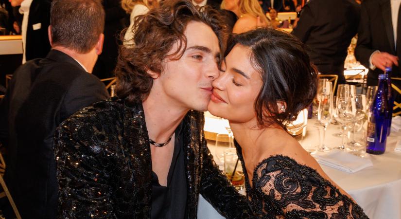 Mégis miért idegesíti ennyire a rajongókat Kylie Jenner és Timothée Chalamet boldogsága?