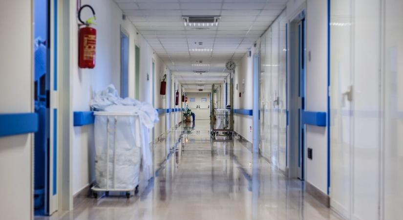 Hazaengedték a kórházból, másnap meghalt a 2 éves kisfiú – megszólalt az anya