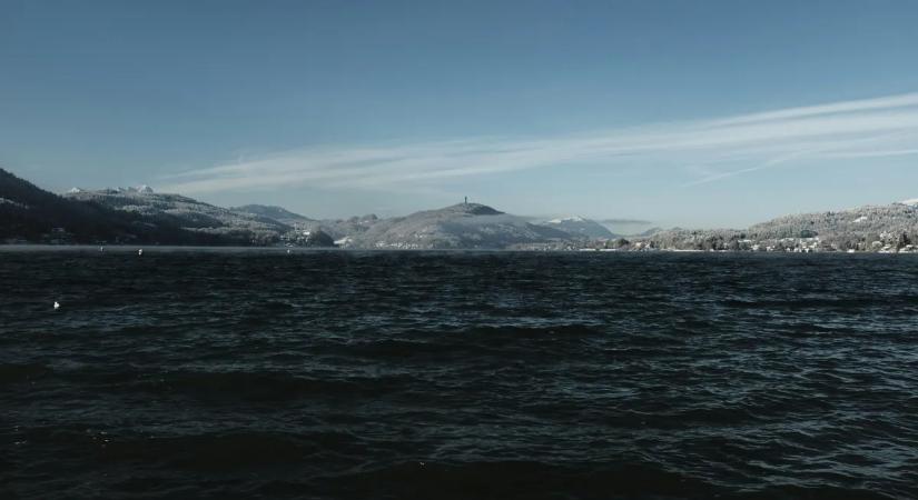 Hatalmas robbanás a tengeren, két hajó ütközött – videó