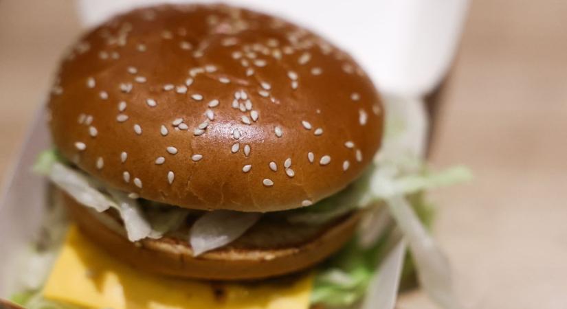 Ez váratlan: magyar gyorsétteremlánc uralná le Romániát, ebben a városban nyit először – lehet, hogy lemészárolják őket