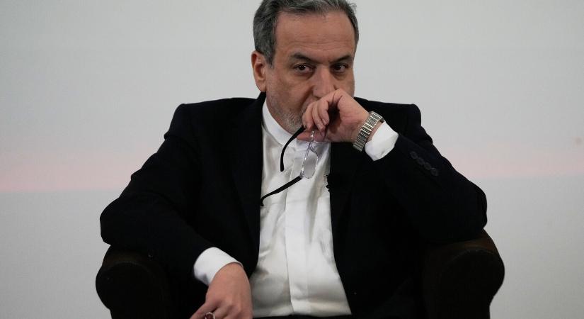 Az Egyesült Államok újabb büntetőintézkedésekkel sújtott iráni tisztségviselőket és intézményeket