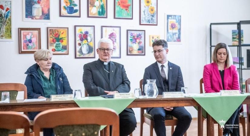 Meghirdették a 16. fehérvári Versünnepet, indul a jelentkezés