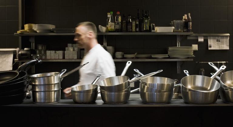 Hiába a kétszeres Michelin-csillag, egycsillagos higiéniai értékelést kapott az étterem