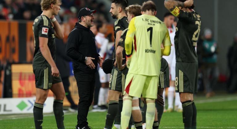 A 91. percben, emberhátrányban szerzett góllal menekültek meg Schäfer Andrásék