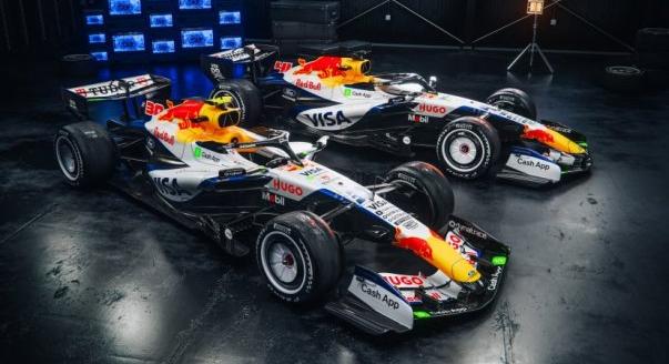 Fehér és kék: leleplezték a Racing Bulls dizájnját