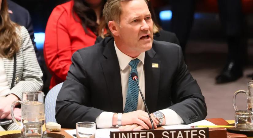 Az USA közölte, hogy minden lehetőséget megfontol Iránnal szemben