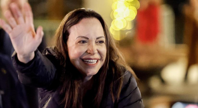 Odaadta Nobel-békedíját Trumpnak a venezuelai ellenzéki vezető