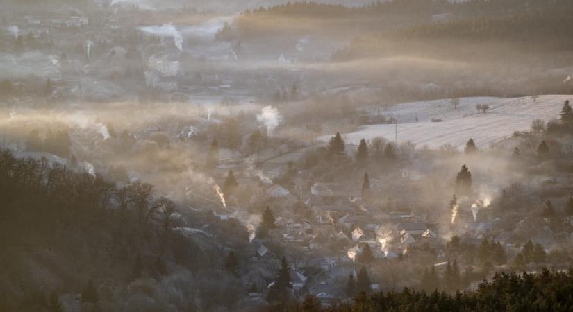 Köd, pára, eső vár ránk pénteken