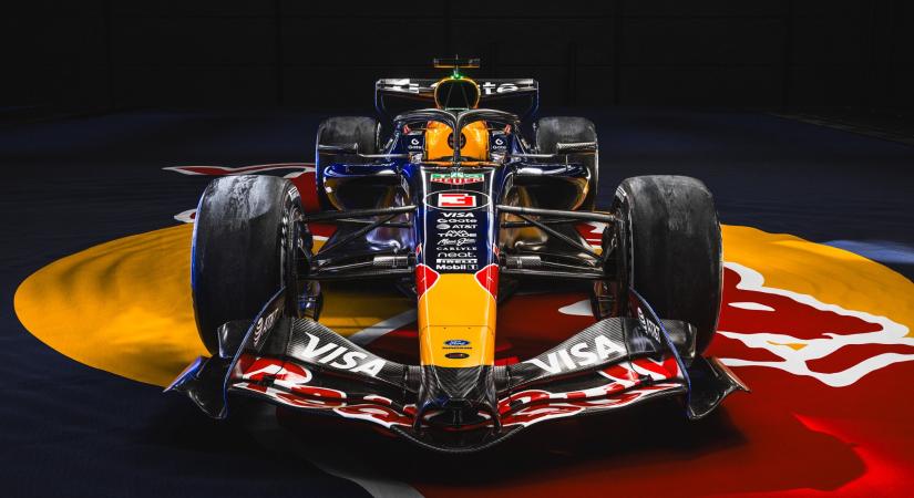 Ezzel az autóval lesz ötszörös világbajnok Max Verstappen 2026-ban
