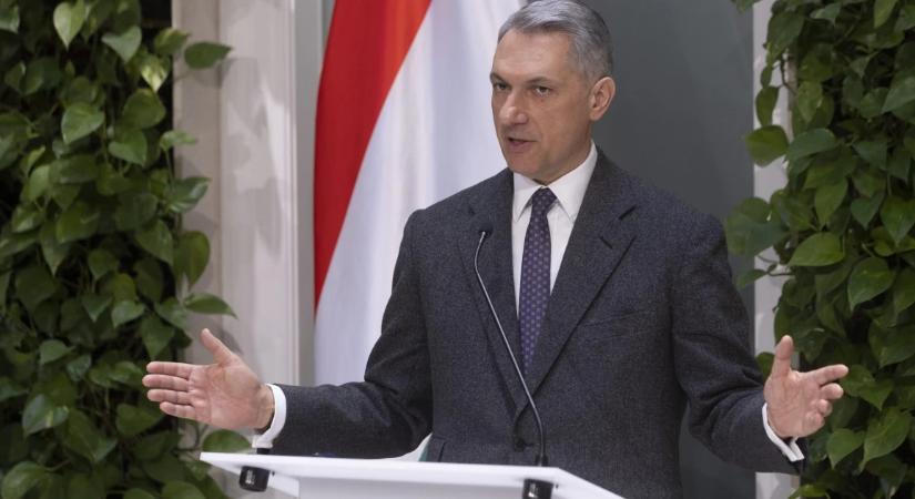 Rejtélyes osztalékfizetés a batidai luxusvadászház cégében: három éve minden Lázár Jánosé