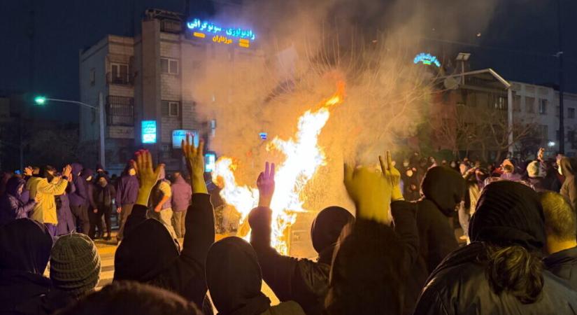 Az USA minden lehetőséget az asztalon tart az iráni eseményekre való reakcióként