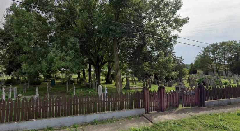 Nógrádi sírrablók kiemeltek egy holttestet a családi kriptából, hátha van a zsebében ékszer