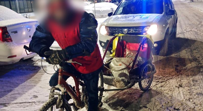 Veszélyes és tilos is a téli kerékpározás – Figyelmeztetnek a székelyudvarhelyi rendőrök