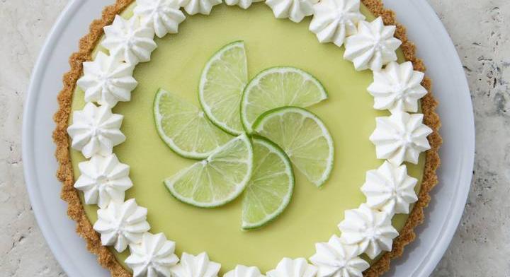 Ínycsiklandó lime-os pite: krémes és remegős a töltelék