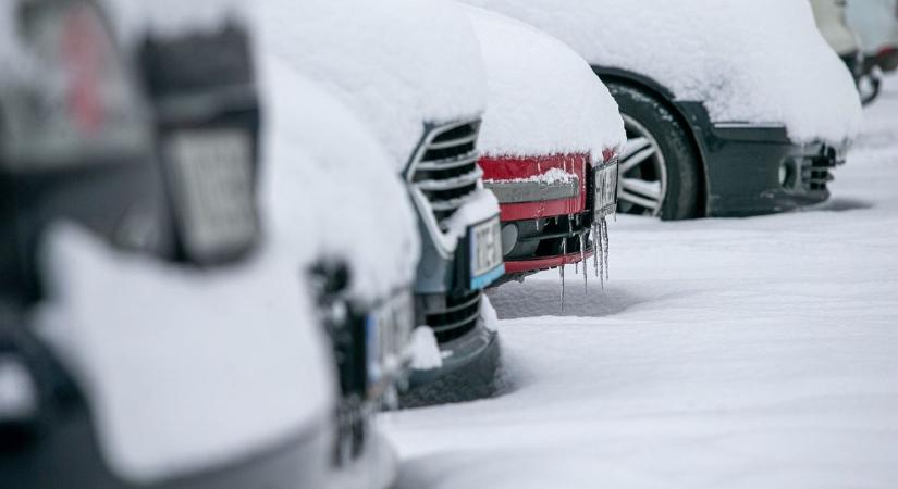 Meghosszabbították a dátumot, eddig biztosan ingyenesen lehet parkolni Kecskeméten