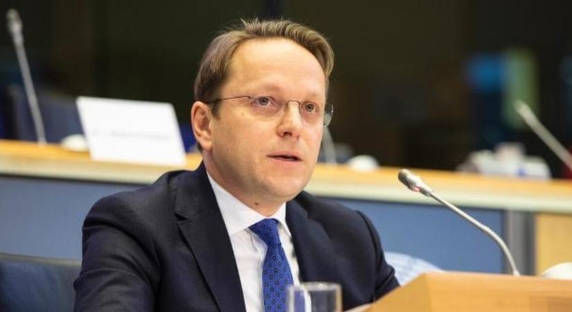 Botrányban érintett figurát vett maga mellé az Orbán-kormány brüsszeli embere